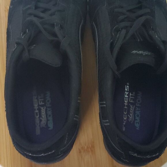 Skechers Women's Just Relax Black Leather Casual Shoes Sneakers Size 9.5 - Picture 8 of 11